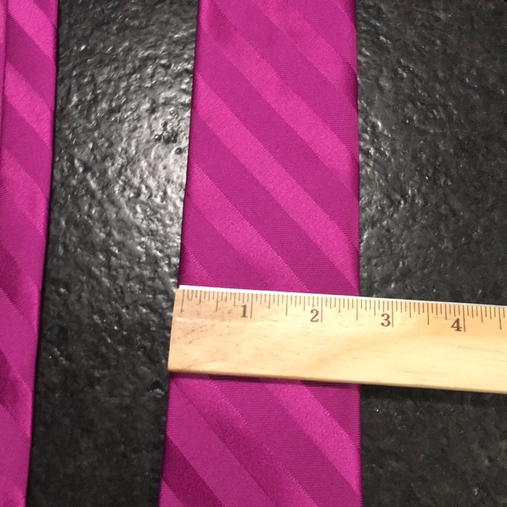 Men’s tie - Picture 3 of 3